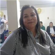 Profesora de matemáticas y física con más de 15 años de experiencia en secundaria,dinámico activo